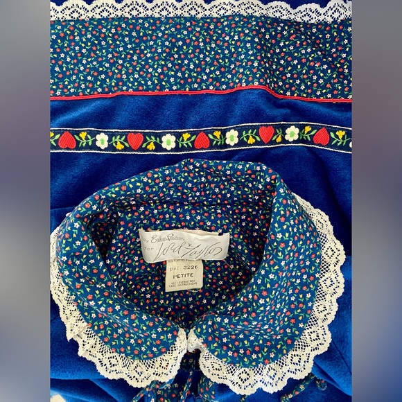 Vintage 60s Velour Cottagecore Bathrobe *Petite* EVELYN PEARSON Blue Caftan - Picture 7 of 7